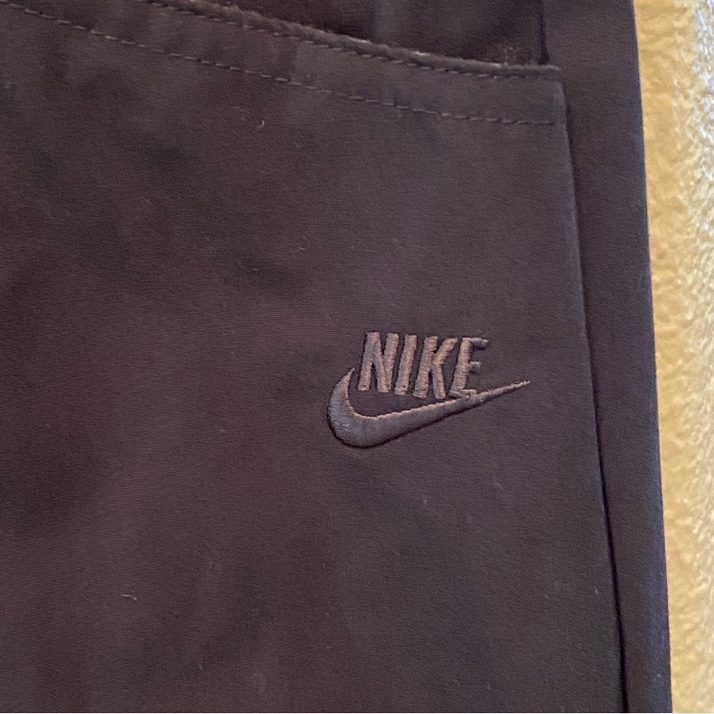 NWT~NIKE Sportswear Women Black Drawstring Hem Pants Size Medium - Picture 3 of 8